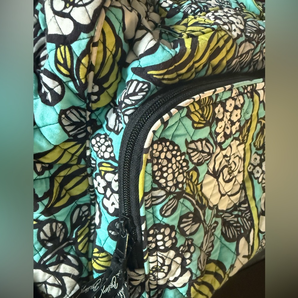 Vera Bradley island blooms weekender bag - Picture 2 of 9